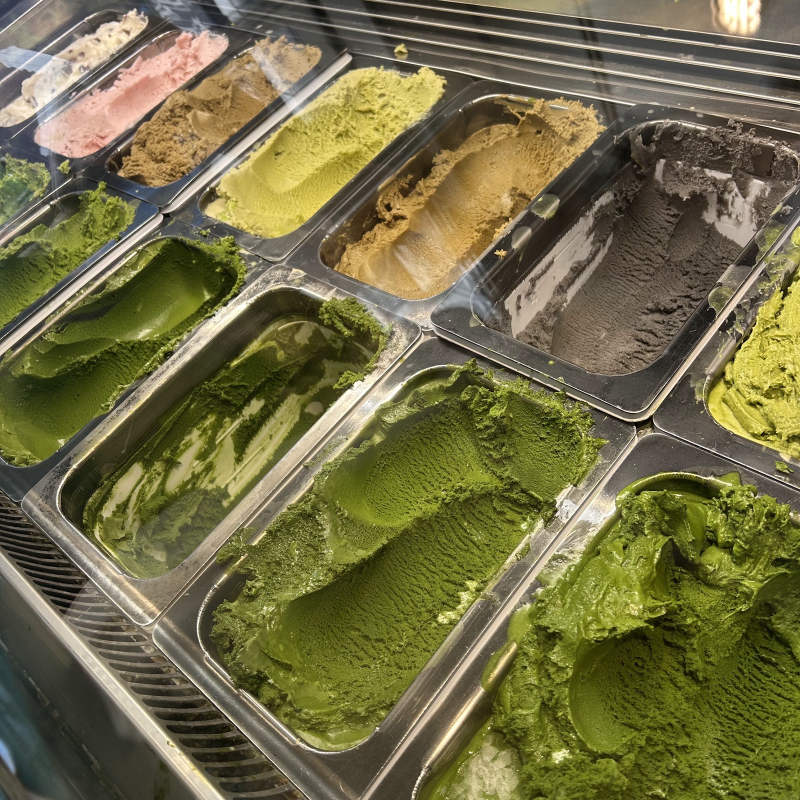 Suzukien Asakusa matcha gelato thumbnail 6