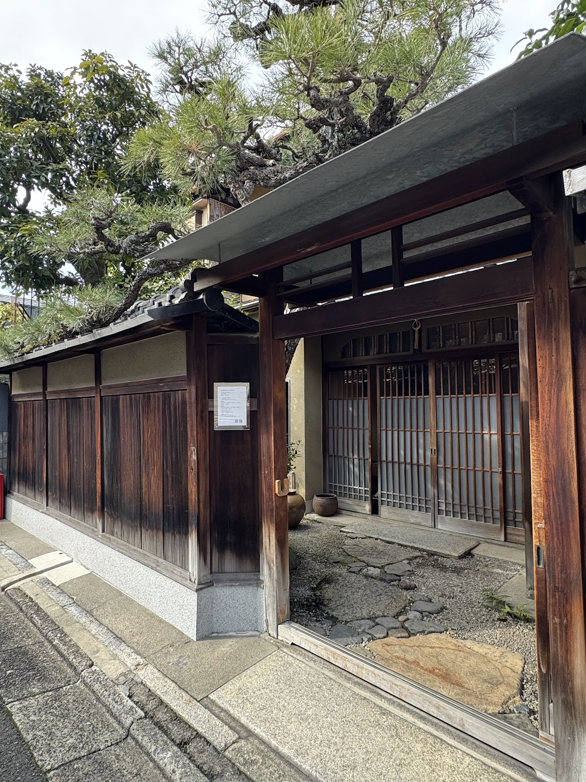 冬夏 tearoom toka / 日日 gallery nichinichi thumbnail 5