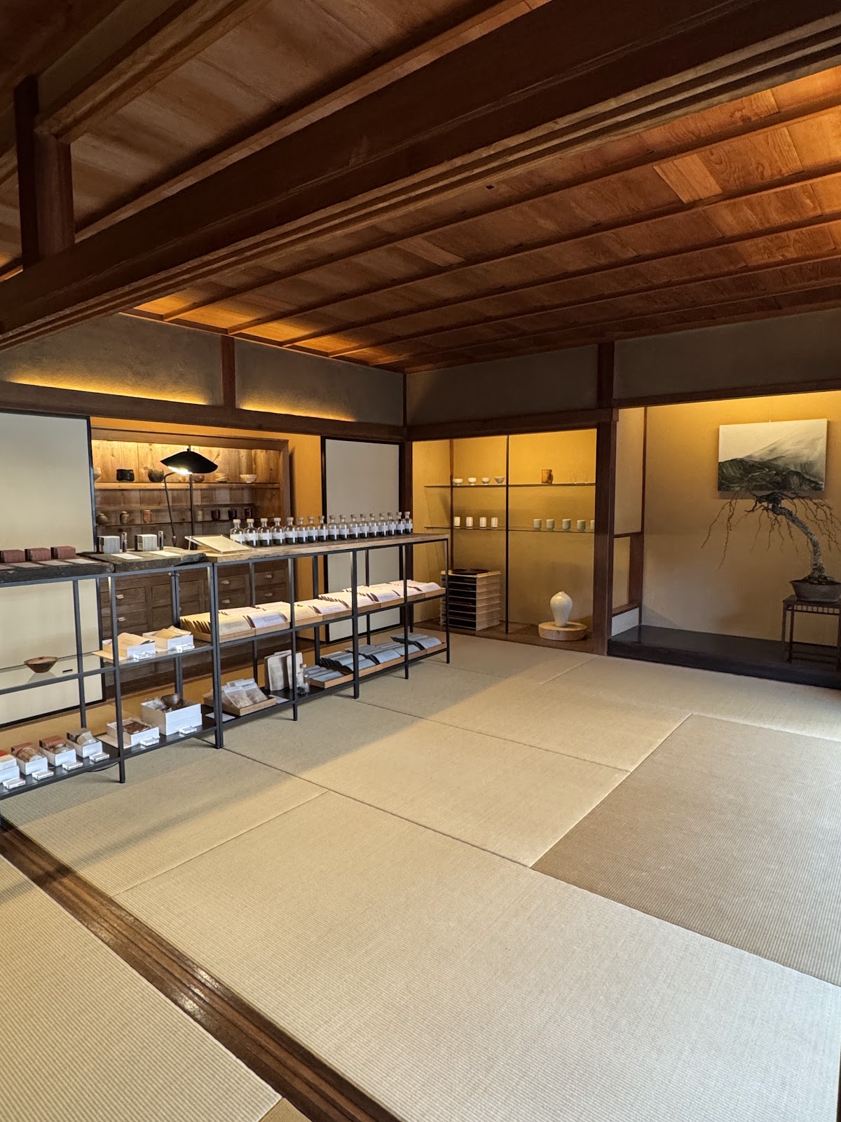 冬夏 tearoom toka / 日日 gallery nichinichi thumbnail 11